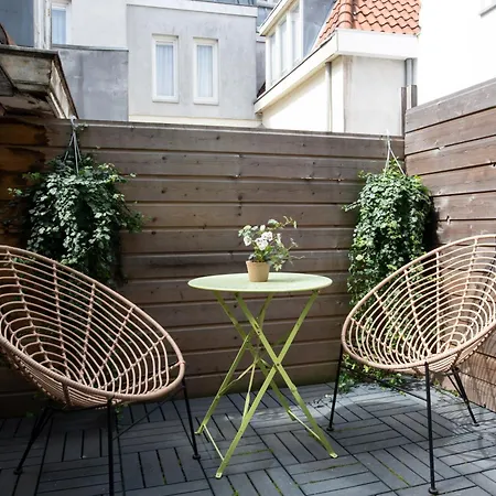 Six Boutique Szálloda *