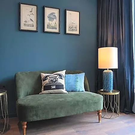 Six Boutique Hotel