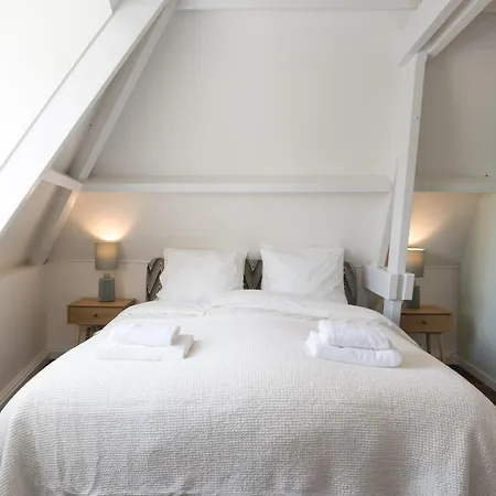 Six Boutique Hotel