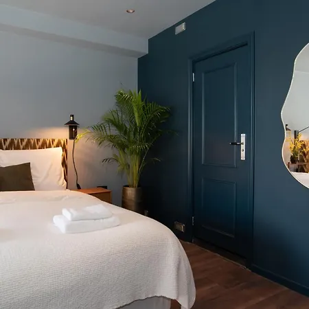Six Boutique Haarlem